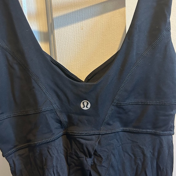 Lululemon Tank Top - size 4 - Picture 4 of 4